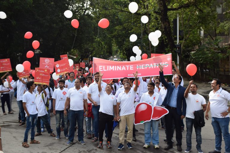 1000 Student-Doctors Create Awareness About Hepatitis On Street