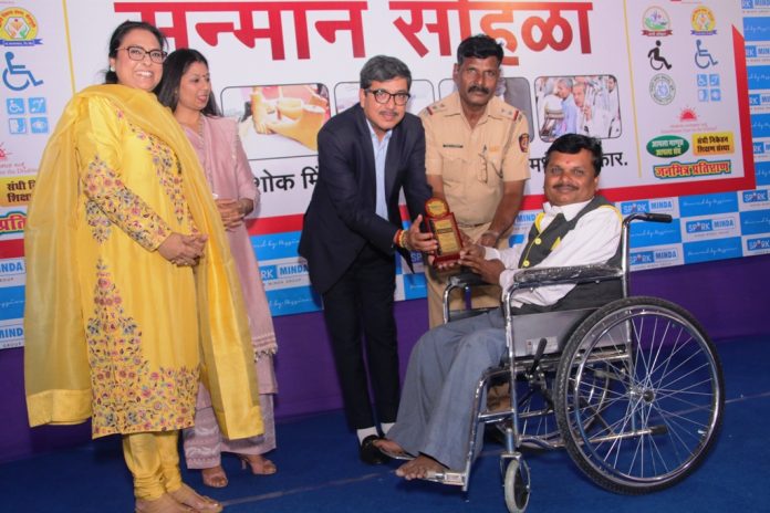Spark Minda Limb Mrs. Sarika Minda (Extreme Left) at 12 day artificial limb fitment camp Pune