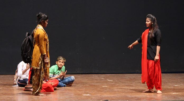 Apnalaya Govandi Ki Kahaani (2)