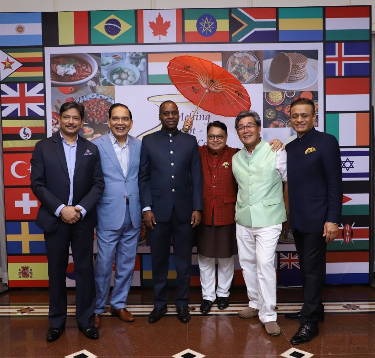 20th Melting Pot – Consular Corps Charity Carnival Raises Funds for the Underprivileged