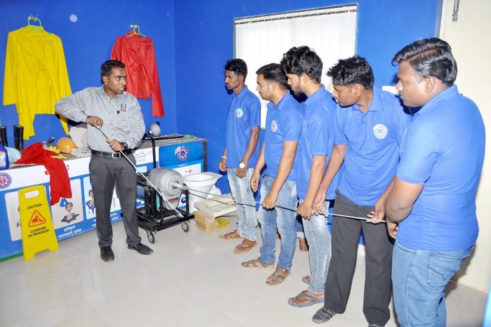 Reckitt and Pehel sets up Harpic World Toilet College in 5 new states2